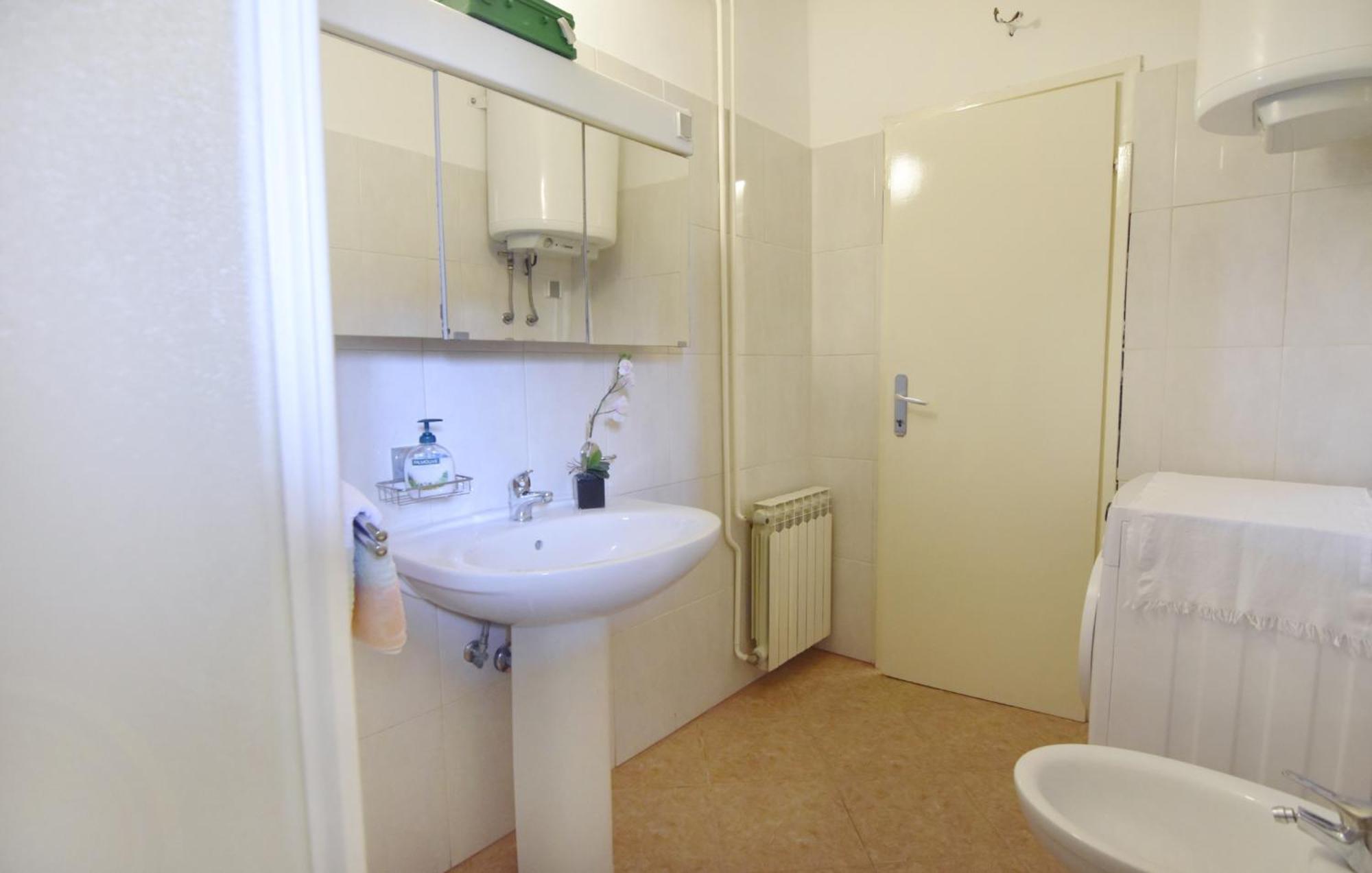 Apartmán With A Parking Space - 22464 Umag