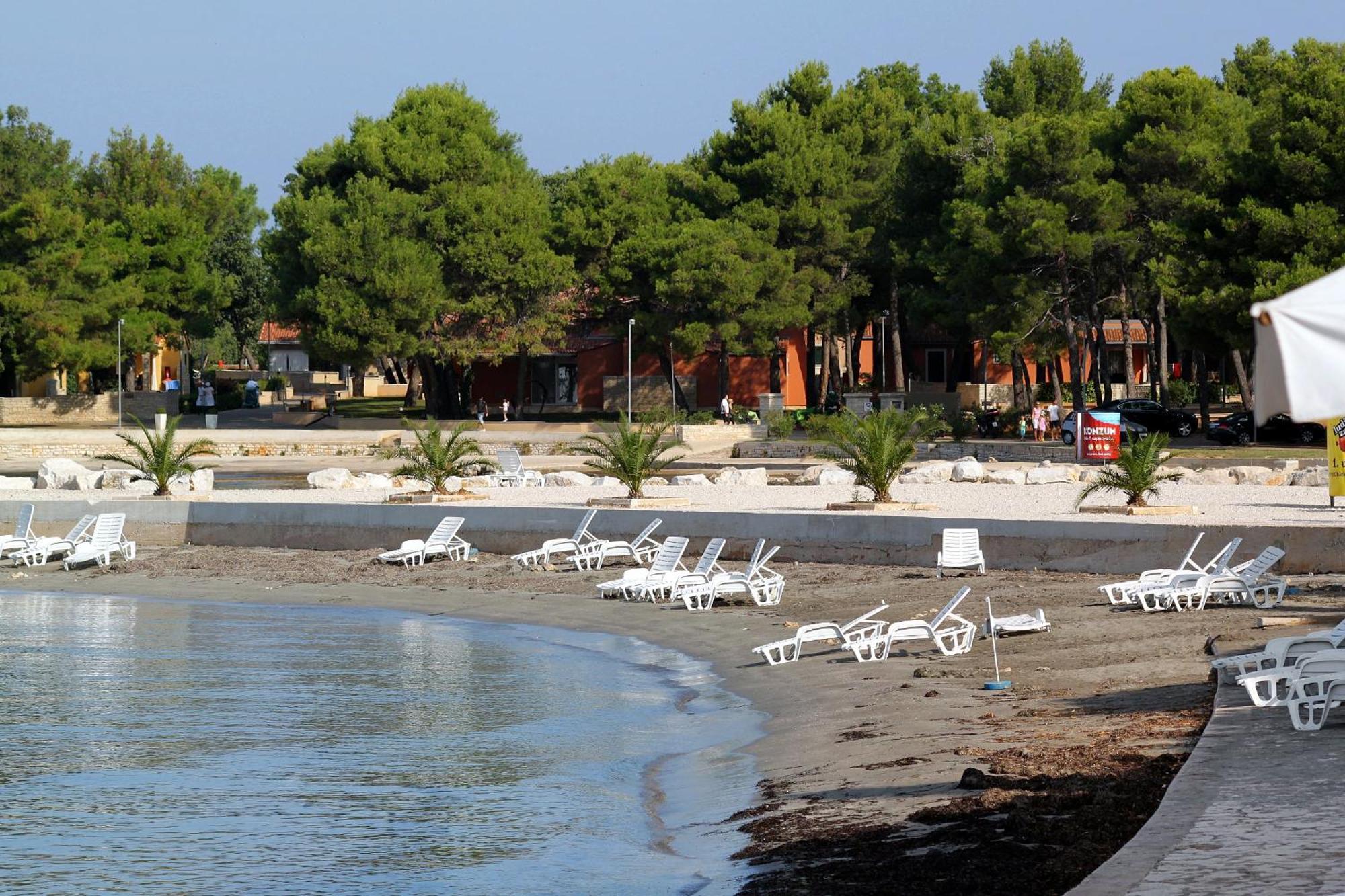 With A Parking Space - 22464 * Umag